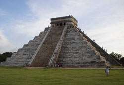 El Castillo